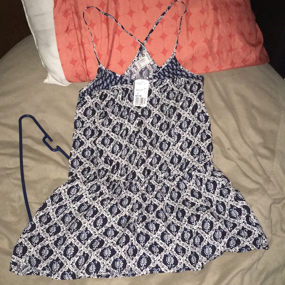 Forever21 spaghetti strap shirt NWT small